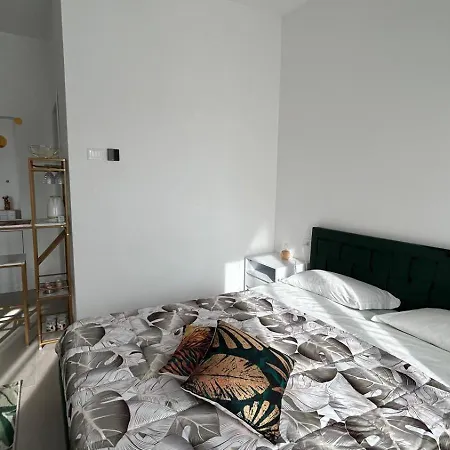 Comfort & Le بيت ضيافة بيرغامو